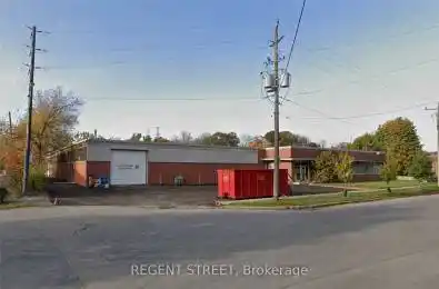 254 Bartley Drive Unit# Front Toronto C13 Ontario M4A 1G2