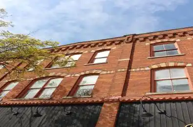 72-76 Hurontario Street Unit# 200 Collingwood Ontario L9Y 2L8
