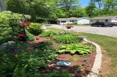 293 Riverside Drive Kawartha Lakes Ontario K0M 1A0