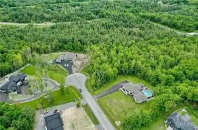 212 TERBOL Court Unit# 21 Kanata Ontario K2W 0E7