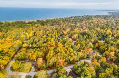 4 Nida Crescent Wasaga Beach Ontario L9Z 2M8