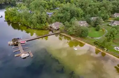 3876 MUSKOKA 118 Road Unit# C6/W1 Muskoka Lakes Ontario P0B 1J0