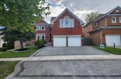 40 Kingmount Crescent Richmond Hill Ontario L4B 3W6
