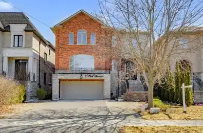 25 Oak Avenue Richmond Hill Ontario L4C 6R5