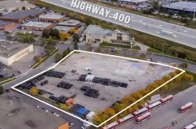 720 Arrow Road Toronto W05 Ontario M9M 2M1