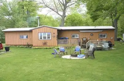 9774 Lake Road Lambton Shores Ontario N0N 1J1