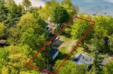 70 Wahnekewening Drive Tiny Ontario L9M 0N3