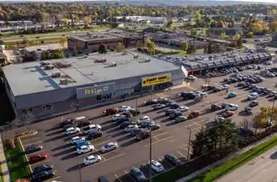 201-211 Cundles Road Toronto C08 Ontario L4M 4S5