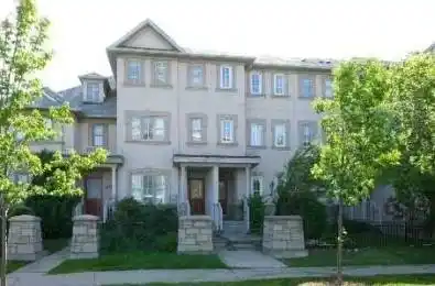 9091 Yonge Street Richmond Hill Ontario L4C 0L2