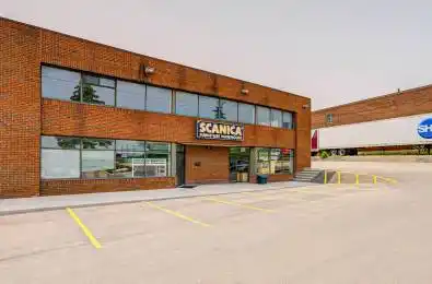 2501 Steels Avenue Unit# 5 Toronto W05 Ontario M3J 2P1