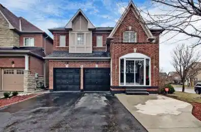 4 Beresford Crescent Brampton Ontario L6P 2M3