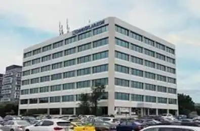 245 Fairview Mall Drive Unit# 500-4 Toronto C15 Ontario M2J 4T1