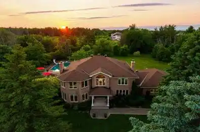 22 Marchbrook Circle Kanata Ontario K2W 1A1