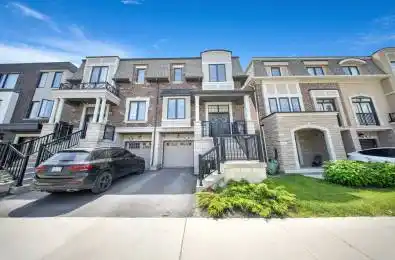 5 Vaudeville Drive Toronto W06 Ontario L5R 2A9