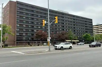 3533 Derry Road Unit# 801 Mississauga Ontario L4T 1B1