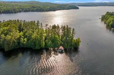 6 Hills Island Lake of Bays Ontario P1H 2J6