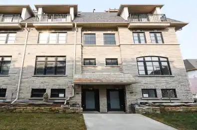 40 Lunar Crescent Unit# 61 Mississauga Ontario L5M 2R5