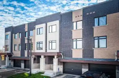 978 Kicking Horse Path Oshawa Ontario L1J 0B4