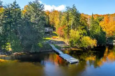 1060 Inawendawin Road Lake of Bays Ontario P0A 1E0