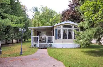 13 SOUTHLINE Avenue Unit# M44 Huron-Kinloss Ontario N0G 2B0