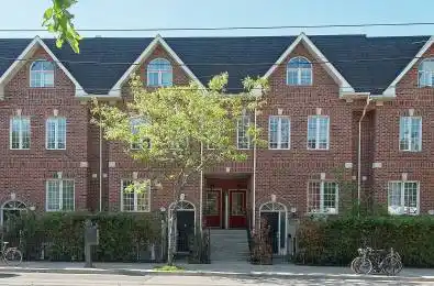 1019B College Street Toronto C01 Ontario M6H 1A8