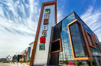 7250 Keele Street Unit# 243 Vaughan Ontario L4K 1Z8