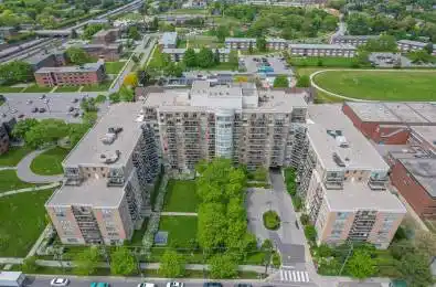 650 Lawrence Avenue Unit# 639 Toronto C04 Ontario M6A 3E8