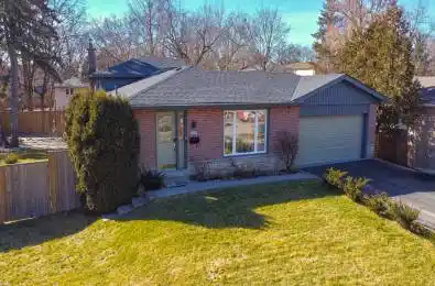 2009 Delaney Drive Mississauga Ontario L5J 3L3
