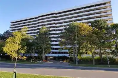 1 Royal Orchard Boulevard Unit# 1107 Markham Ontario L3T 3C2