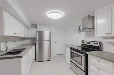 159 Parkside Drive Unit# 4 Toronto W01 Ontario M6R 2Y8