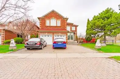 3211 Bloomfied Drive Mississauga Ontario L5N 6V2