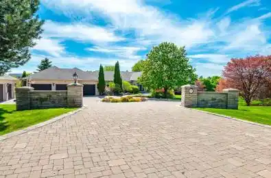 8 Alm Court Aurora Ontario L4G 6W7