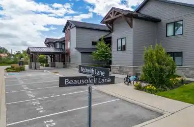 22 Beckwith Lane Unit# 105 Blue Mountains Ontario L9Y 3B6