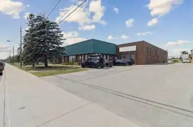 82-86 St. Regis Crescent Toronto W05 Ontario M3J 1Z3