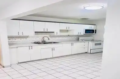 121 Walnut Avenue Unit# Unit #2 Sarnia Ontario N7T 3V5