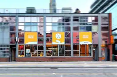 3 Wellesley Street Toronto C01 Ontario M4Y 1E8