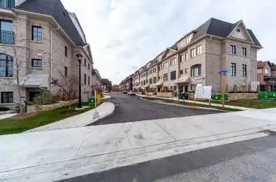 40 Lunar Crescent Unit# 69 Mississauga Ontario L5M 2R5