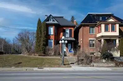 422 Donald B Munro Drive Carp - Huntley Ward Ontario K0A 1L0