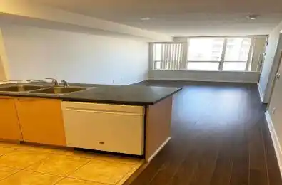 25 Times Avenue Unit# 705 Markham Ontario L3T 7X5