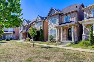 18 Saddlebrook Drive Markham Ontario L6B 1J4