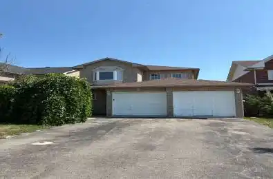 858 Stonehaven Avenue Newmarket Ontario L3X 2K9