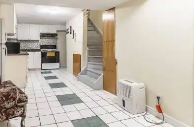 36 Swennen Drive Unit# Lower Brampton Ontario L6V 4E2