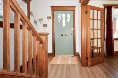 310 Scarborough Road Toronto E02 Ontario M4E 3M8