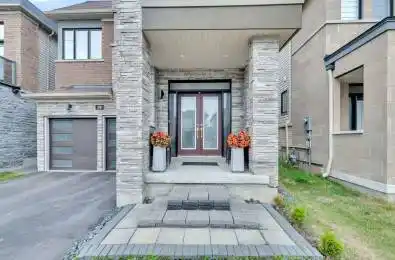 39 Larkin Lane Clarington Ontario L1C 4A7