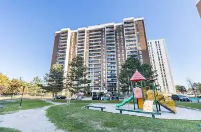 21 KNIGHTSBRIDGE Road Unit# 602 Brampton Ontario L6T 3Y1