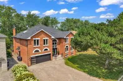 42 Grangemill Crescent Toronto C13 Ontario M3B 2J2