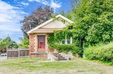 2 Esgore Drive Toronto C04 Ontario M5M 3R1