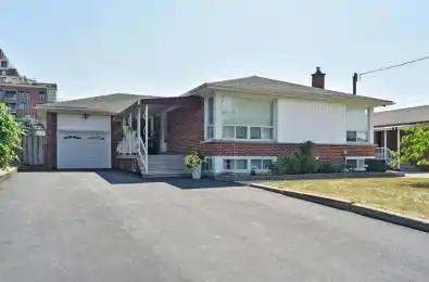 25 Diana Drive Toronto W05 Ontario M3M 2W2