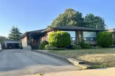 18 Fletcher Place Toronto W09 Ontario M9R 1K6