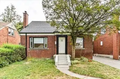 19 Plaxton Drive Toronto E03 Ontario M4B 2P8